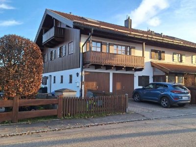 Holzkirchen / Spitzenlage „Haid“ Reihen-Eckhaus in gepflegtem Umfeld