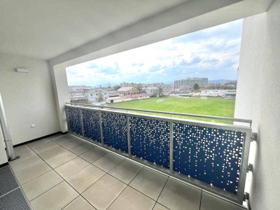 ***HELLE 3-ZIMMER-WOHNTRAUM - ERSTBEZUG, BALKON, NIEDRIGENERGIEHAUS, KÜCHE INKLUSIVE ***