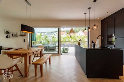 Modernes Penthouse mit Dachterrasse und traumhaften Blick über Burkardroth