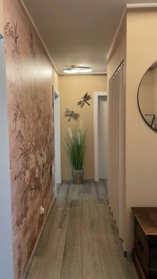 Schöne, frisch renovierte Wohnung – einziehen und wohlfühlen!