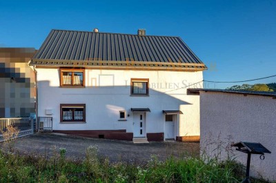 * Einfamilienhaus mit Doppelgarage in Braunfels-Bonbaden *