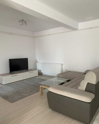 Stilvolle, gepflegte 1,5-Zimmer-Wohnung mit Balkon und Einbauküche in Burgdorf