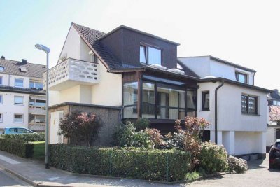 Großes Einfamilienhaus für Mehrgenerationen in schöner Lage von Essen/Burgaltendorf