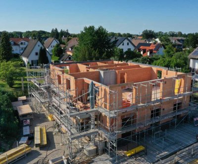 Platz für Ihr Familie: 4-Zi. Whg.  mit großem Privatgarten im hinteren Teil - individuell gestaltbar