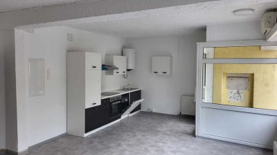 Erstbezug nach Sanierung mit EBK: Schöne 1,5 Zimmer-Wohnung in Birkenfeld