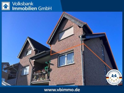 VIE-Dülken: gepflegte, vermietete DG-Eigentumswohnung im Dreiparteienhaus mit Balkon und Stellplatz