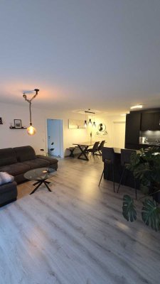Neuwertige 3-Raum-Wohnung mit Balkon und Einbauküche in Neuhausen