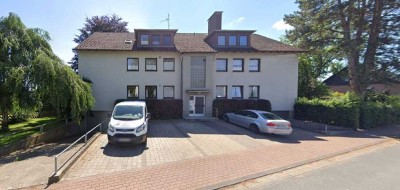 Nette Dachgeschosswohnung - in ruhiger Lage nahe dem Zentrum