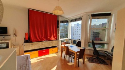 City-West: BEZUGSFREI- PROVISIONSFREI, ruhiges, voll möbliertes 1-Raum-Apt. am Tiergarten mit TG!