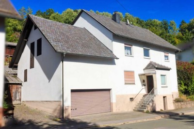 Handwerker-Haus mit großem Grundstück (1187 qm!) im LK Coburg Lautertal! Doppelgarage + Nebengebäude