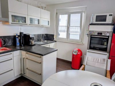 Helle 3-Zimmer-Wohnung mit Einbauküche in Weingarten