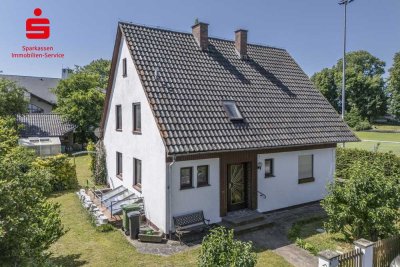 Einfamilienhaus mit viel Potenzial auf schönem Grundstück