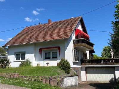 DÜPPENWEILER : FAMILIENFREUNDLICHER Grundriss mit Potential und großer TERRASSE !