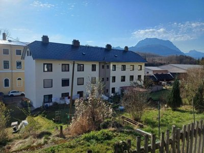 Gmunden - Theresienthal: Äußerst gepflegte, voll möblierte 53m² Erdgeschoss-Wohnung mit Garten!