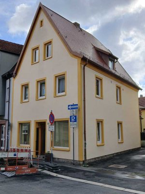 Geräumiges 5-Zimmer-Haus in Würzburg-Heidingsfeld