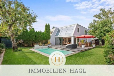 Einzigartig modernisiertes Reiheneckhaus mit Wintergarten,  Pool und Traumgrundstück