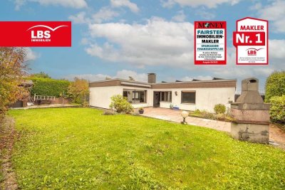 Winkelbungalow mit Einlieger, Doppelgarage, Photovoltaik und schönem Garten