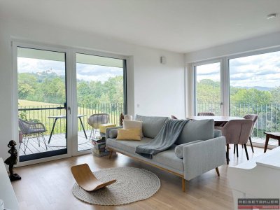 WOHNUNG MIT TRAUMHAFTER AUSSICHT UND GROßER TERRASSE