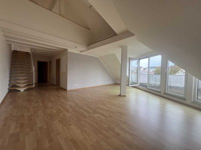 3 Zimmer Maisonette-Wohng. im DG mit Terrasse+1 Stellplatz in Forsbach