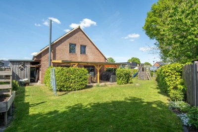 Saniertes Eigenheim mit Weitblick: Wärmepumpe & PV für nachhaltiges Wohnen