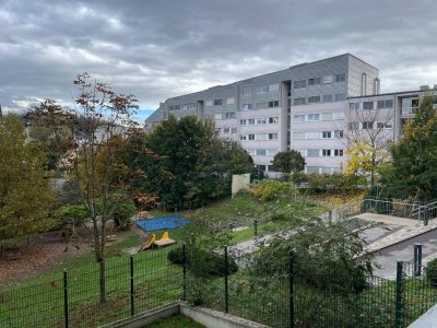 Barrierefreie 3 Zimmerwohnung mit großer Terrasse im Innenhof - Zentral gelegen Nähe Bahnhof - sehr gute Infrastruktur
