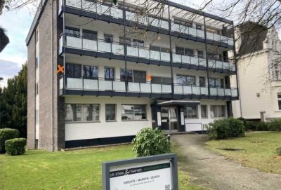 Stilvolle 2-Raum Singlewohnung mit gehobener Innenausstattung mit EBK in Krefeld