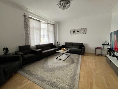 Großzügig aufgeteilte Wohnung, direkt in der Schwerter-City!