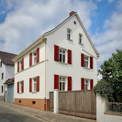 Juwel, der seinen Feinschliff benötigt... 
Entkerntes Einfamilienhaus zum verwirklichen!