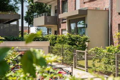 Moderne 4-Zimmerwohnung mit Balkon und Einbauküche