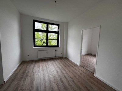 ATTRAKTIVE RENOVIERTE 2-ZIMMER-WOHNUNG