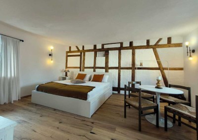 Gemütliches, neu saniertes Haus im Taunus - sofort bezugsfertig