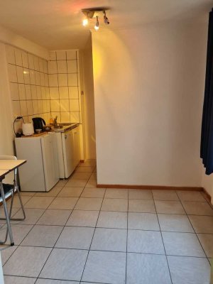 500 € - 15 m² - 1.0 Zi.