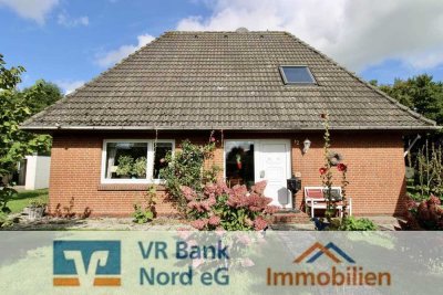 Vermietetes Einfamilienhaus mit idyllischen Garten