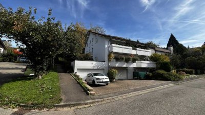Charmante Dachgeschosswohnung mit Loggia & Blick ins Grüne - 97 m² in Top-Lage Freiburg-Zähringen