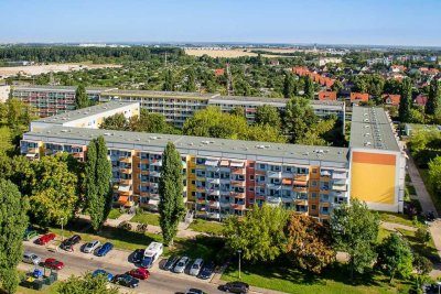 1 Räume plus grüner und ruhiger Innenhof