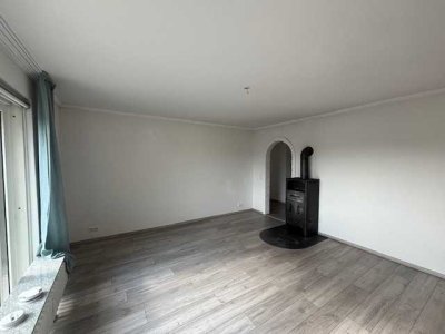 RESERVIERT --- Geschmackvolle 3-Zimmer-Wohnung mit Einbauküche in Sereetz