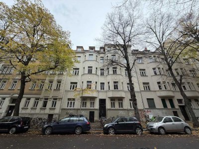 Top-Lage I Saniert I Tageslichtbad mit Wanne I Neue Einbauküche