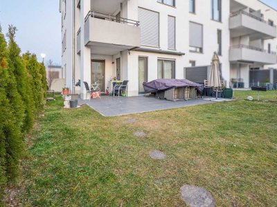 Wohnen direkt am See!  Neuwertige 3-Zimmer-Ergeschoss-Wohnung in top Lage in Langweid am Lech