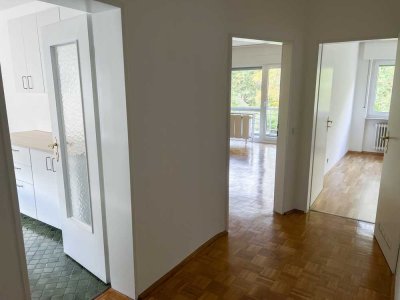 Helle 2-Zimmer-Wohnung mit Balkon und Blick ins Grüne in Bad Honnef-Aegidienberg