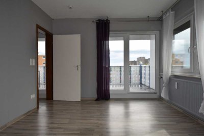 Maisonette-Wohnung mit Wintergarten, Dachterrasse und drei PKW-Stellplätzen