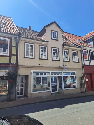 Gepflegte 5-Zimmer-Maisonette-Whg. mit Balkon in Bockenem
