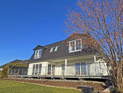 Hochwertiges 6-Zimmer Mansarddachhaus mit großem Garten und Panoramablick in Fuldabrück!