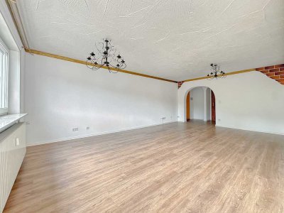 HELLE 3-ZIMMER-WOHNUNG, MIT BALKON, ZENTRAL GELEGEN - ab sofort frei