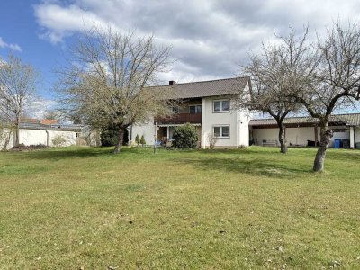 Viel Platz im Ortskern Pressaths mit einem Grundstück von über 2.700 m²!