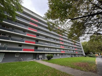 Anschauen-Einziehen 2 Zi.- Whng. - neues Wannenbad mit Fenster und Balkon - Duisburg