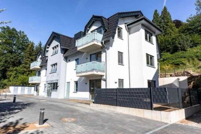 1300 € - 100 m² - 3.0 Zi.