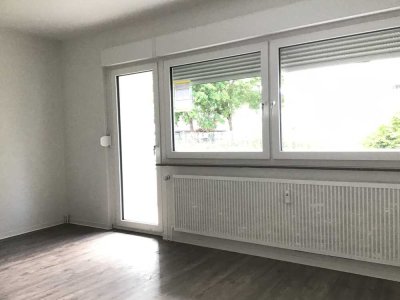 Geräumige 3-Zimmer-Wohnung mit Terrasse in zentraler Lage!