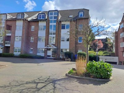Lichtdurchflutete Maisonette-Wohnung mit Aufzug - fußläufig zum Bockumer Platz