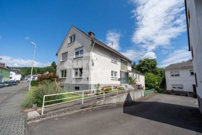 Großzügiges Wohn- und Geschäftsgebäude im Stadtteil Tiefenstein!