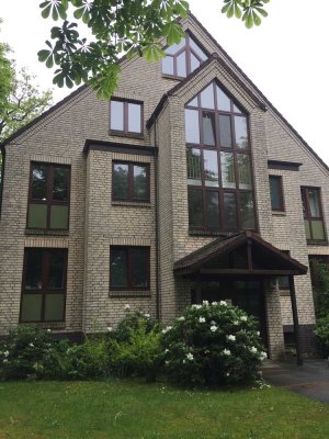 Gepflegte 3-Zimmer-Wohnung mit Balkon und EBK in Marienthal, Hamburg